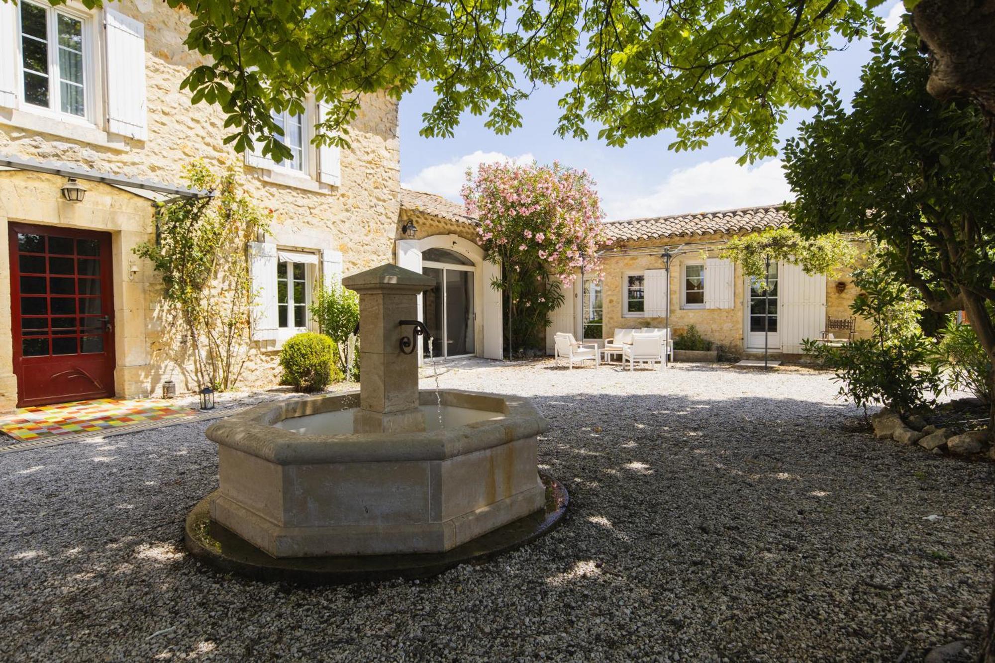 Chambre D'Hotes - B&B - Fleur De Coton Chez Manon En Luberon Lagnes Exterior photo